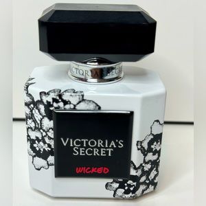 DISCONTINUED VS Wicked -READ!